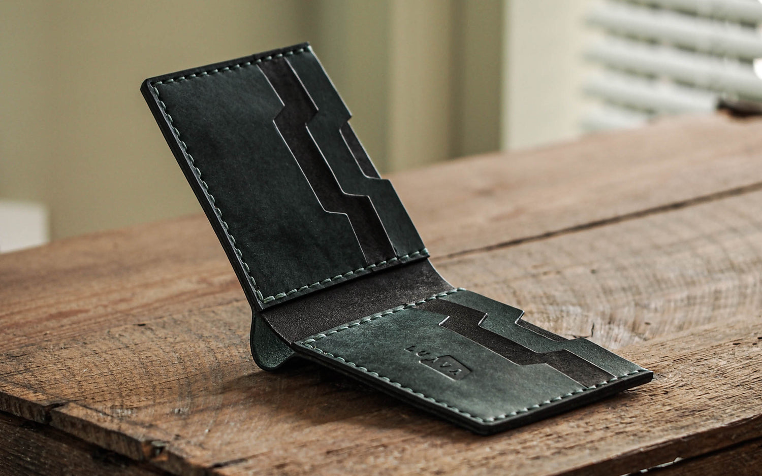 Luava handmade leather bi-fold wallet for men