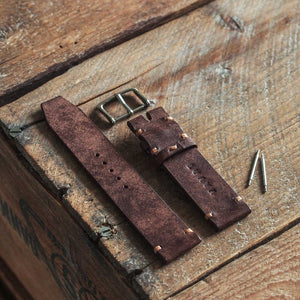 Hanfmade leather watch strap Rogue by Luava logo