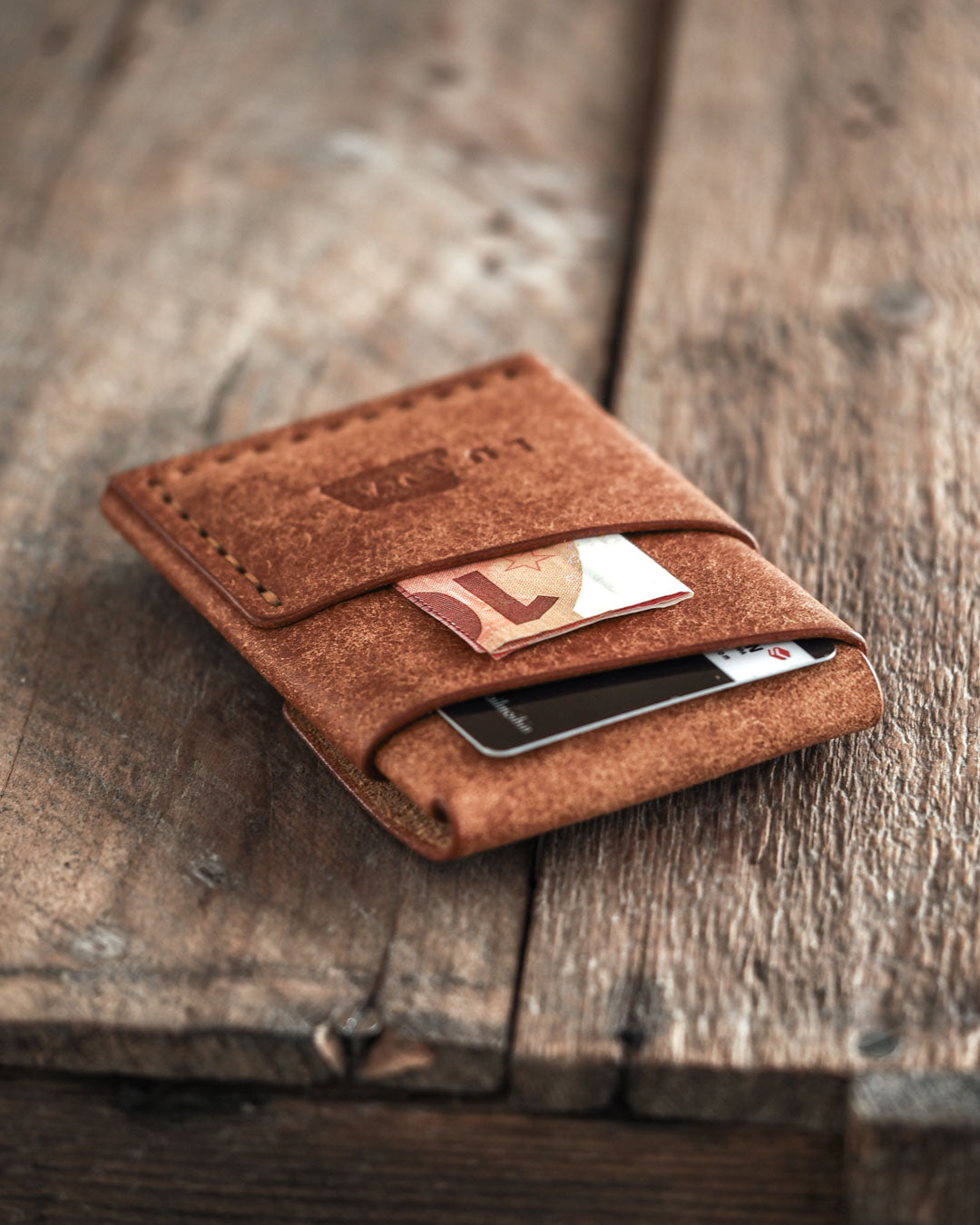 Luava handmade leather wallet Overfold cognac back