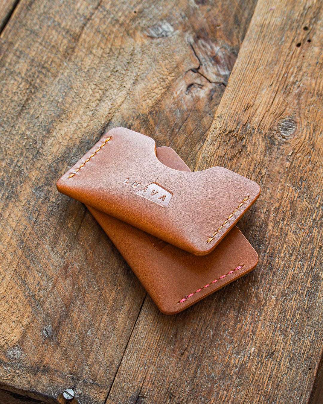 Luava handmade leather wallet handcrafted card holder cardholder made in finland absolute gold koala angle both