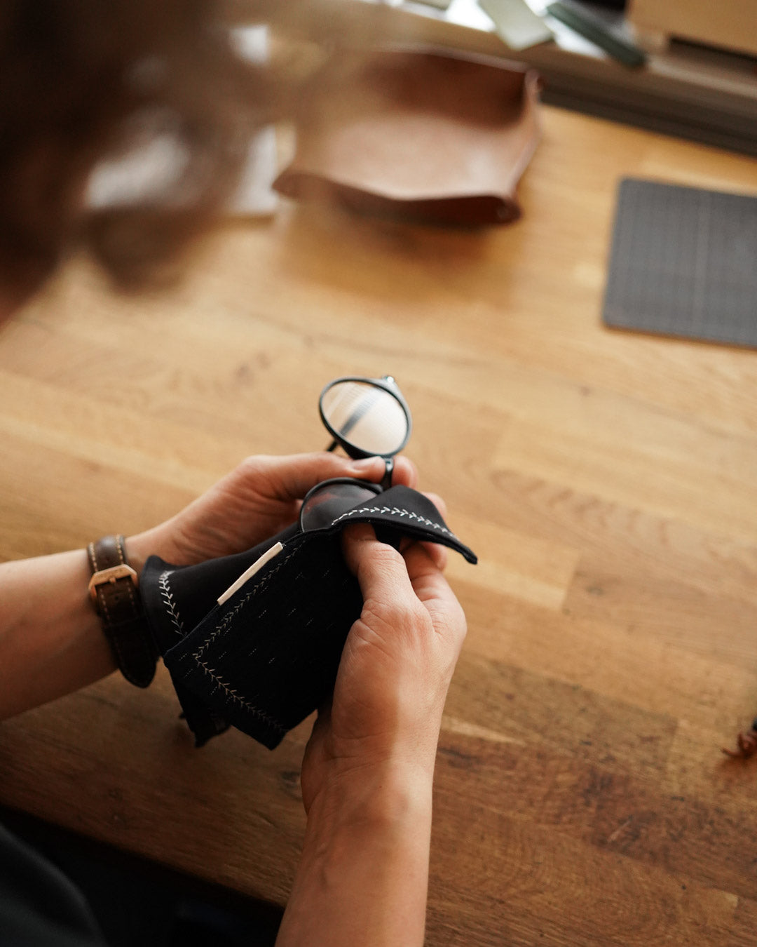 Kanto Goods Japanese indigo kasuri EDC hank. Blue handkerchief with microfibre handmade in Finland