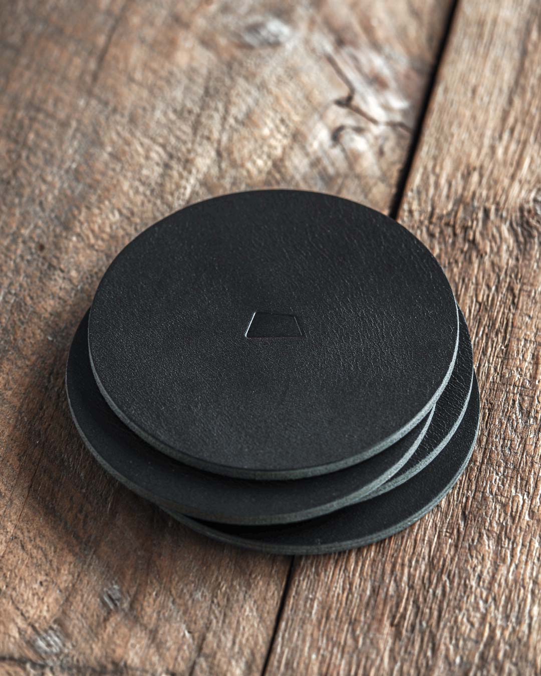 Luava handmade leather coasters - coaster set made with vegetable tanned full grain leather - color black 4 coaster set