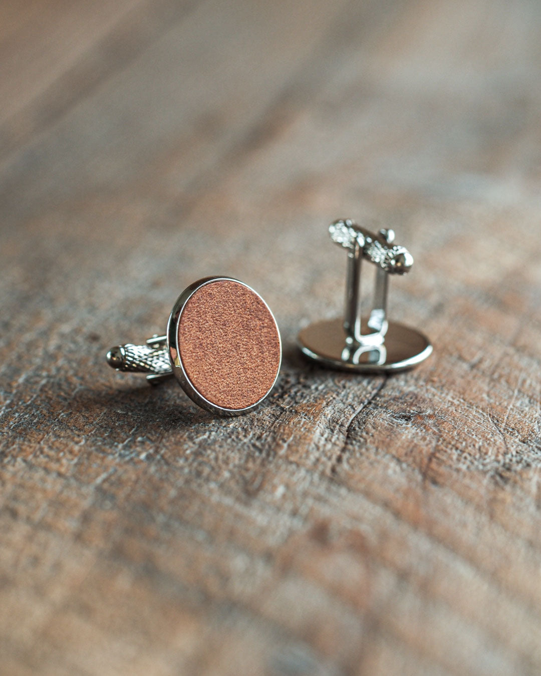 Luava handmade leather cuff link made in finland