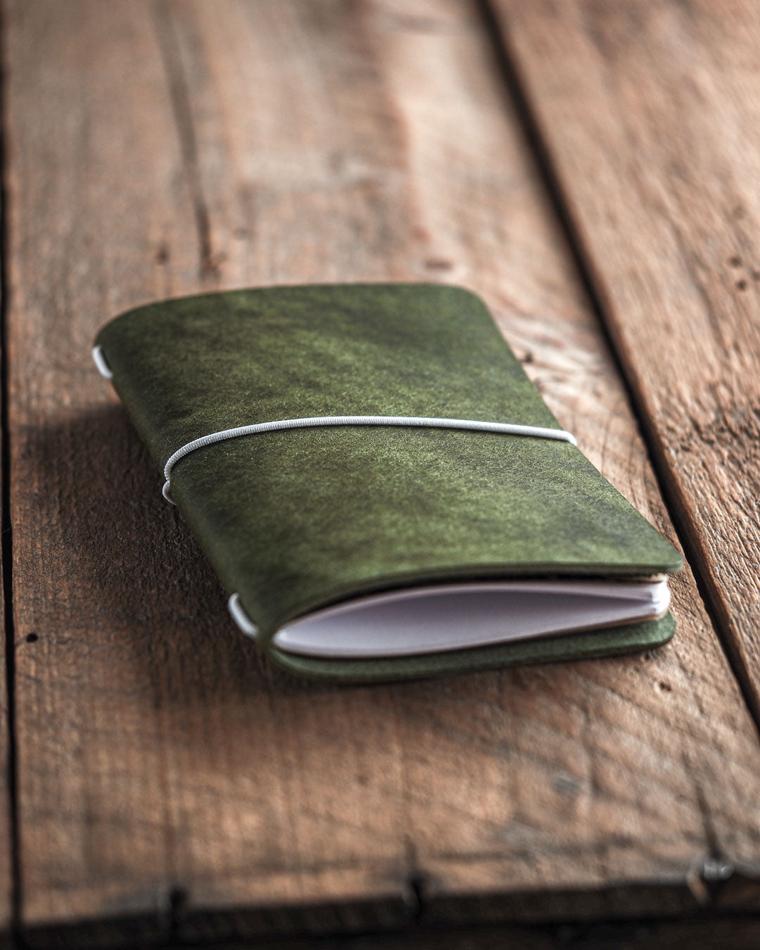 Luava handmade leather journal Ranger Journal color pine green
