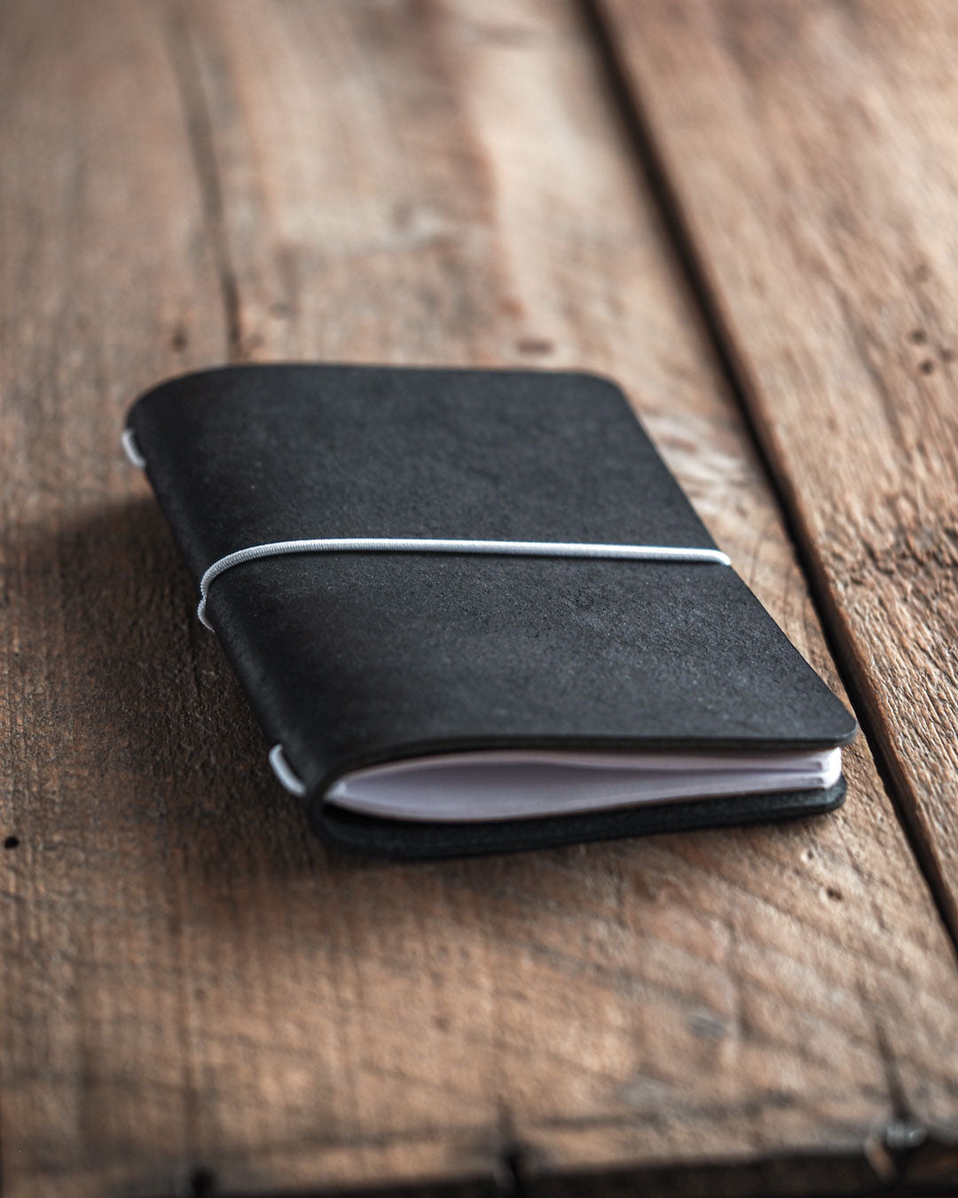 Luava handmade leather journal Ranger Journal color black