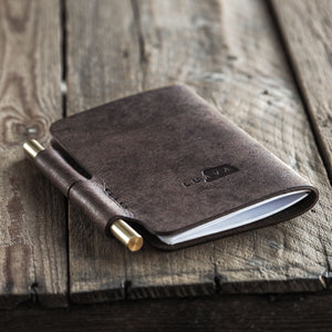 Luava handmade leather notebook cover sketchbook journal Voyager color tabacco brown back