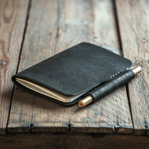 Luava handmade leather notebook cover sketchbook journal Voyager color black front