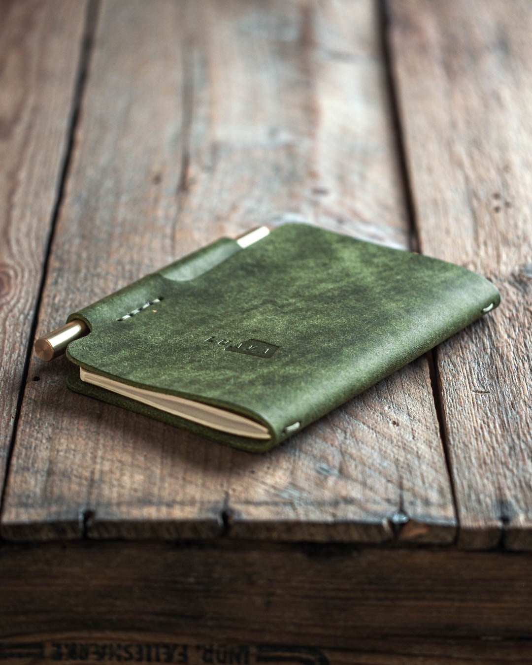 Luava handmade leather notebook cover sketchbook journal Voyager color pine green back