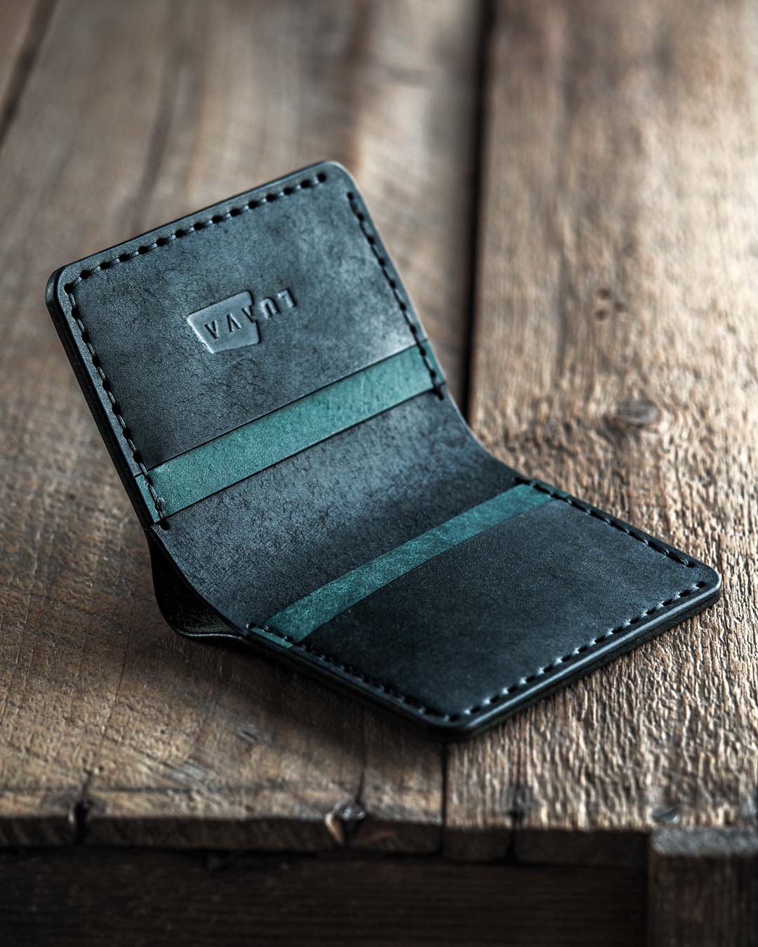 Luava handmade nero wallet abyss