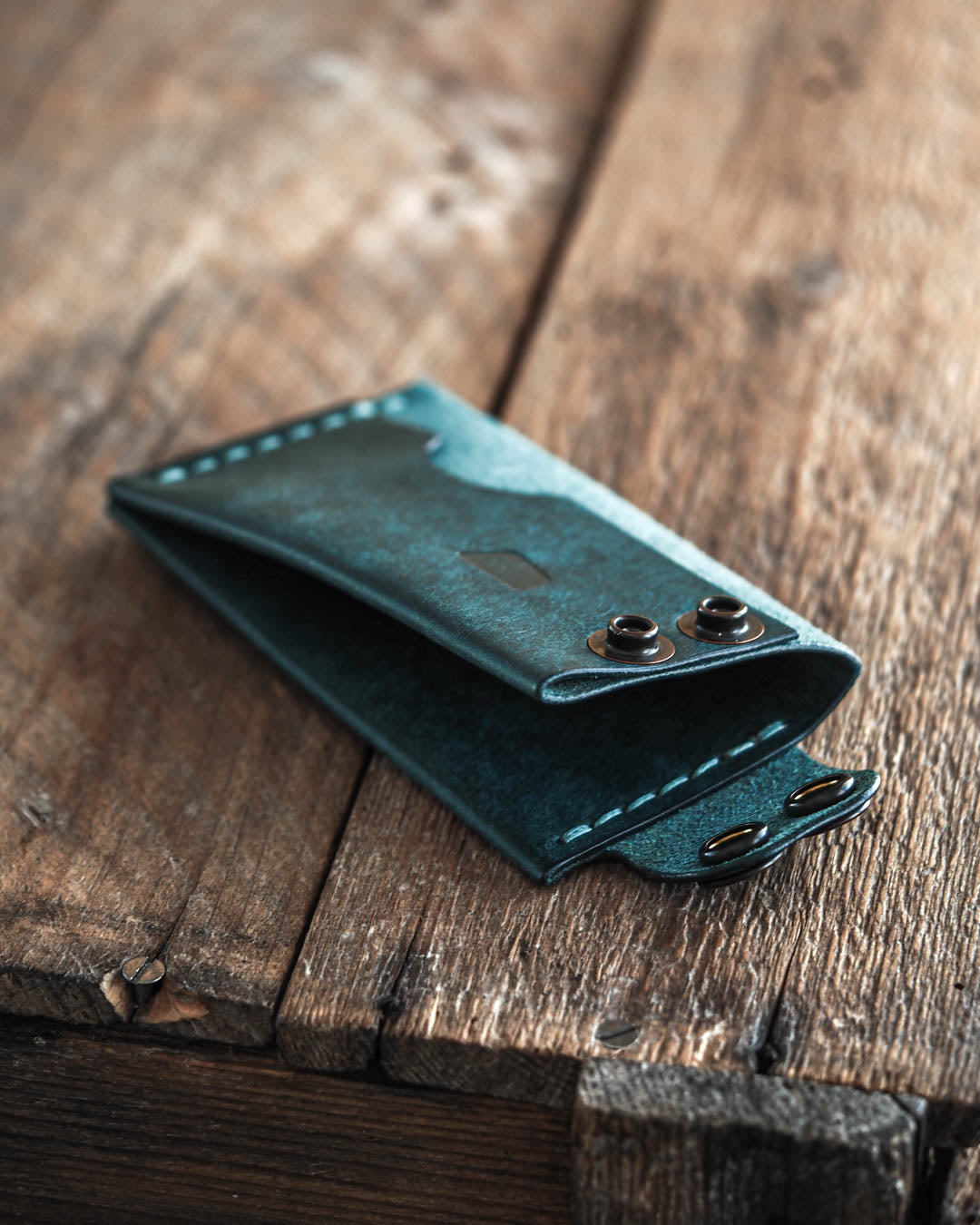 Luava handmade leather wallet Flat in aqua color front open