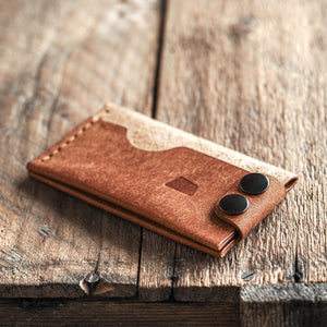 Luava handmade leather wallet Flat in cognac color front