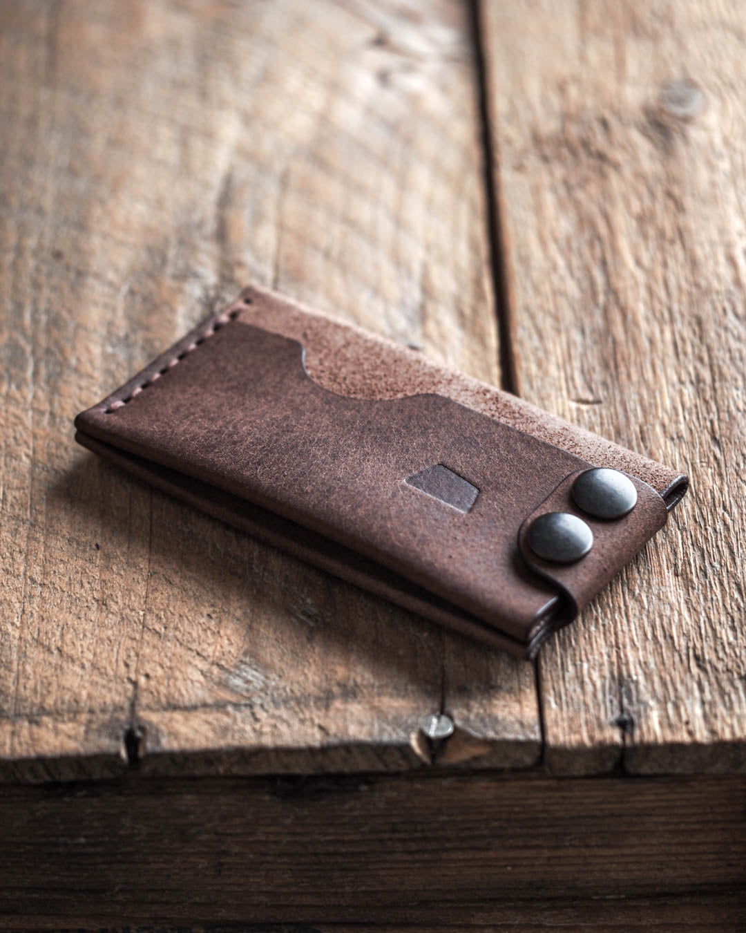 Luava handmade leather wallet Flat in tabacco color front