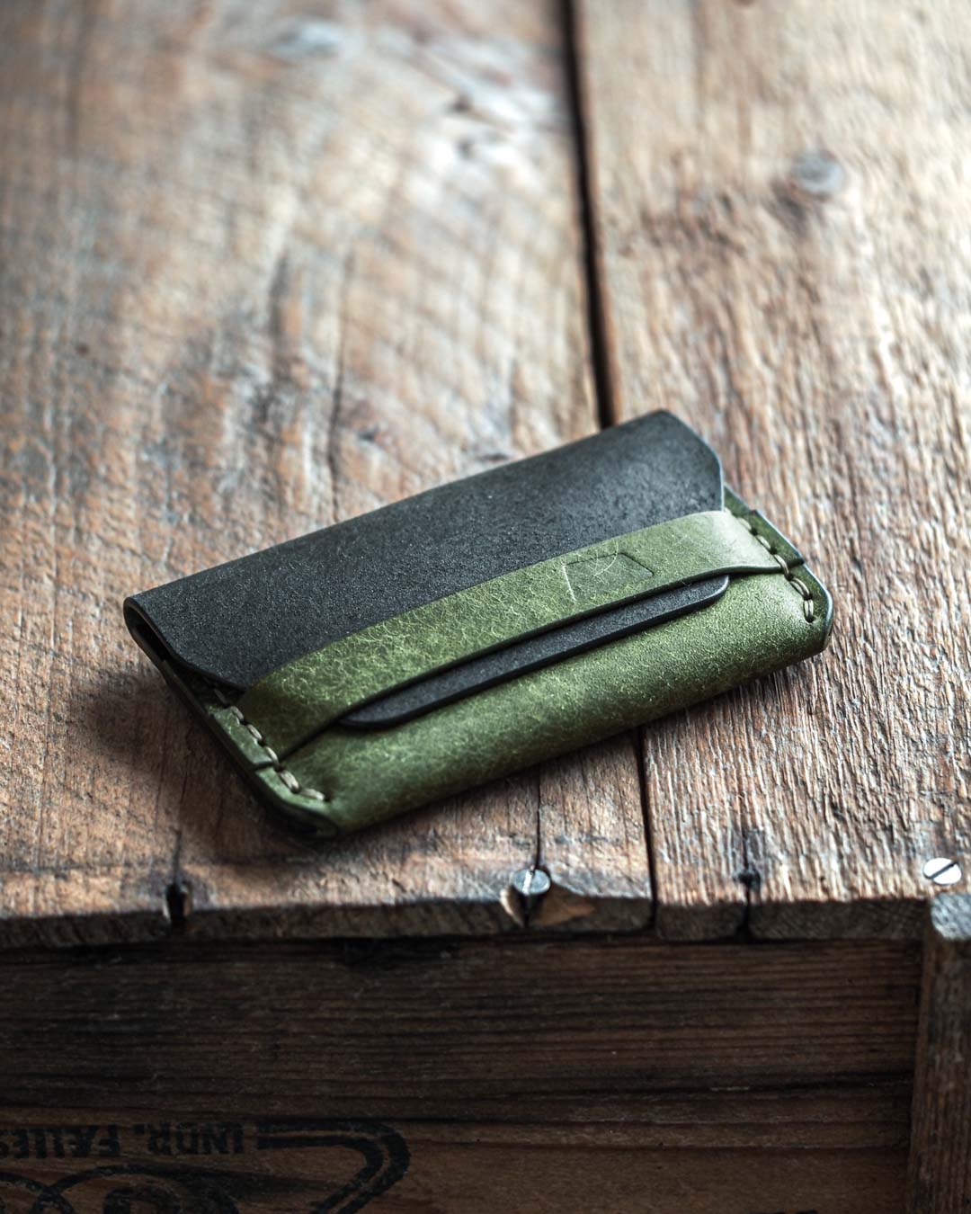 Luava handmade leather wallet Gofer ranger front