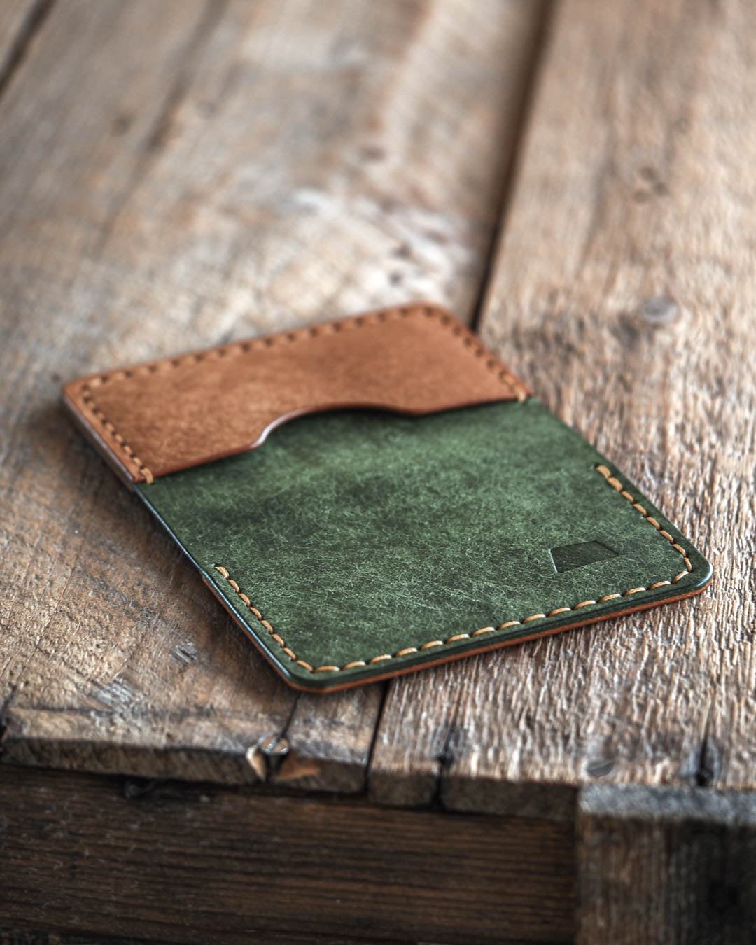 Luava handmade leather bi-fold wallet journeyman branch open back