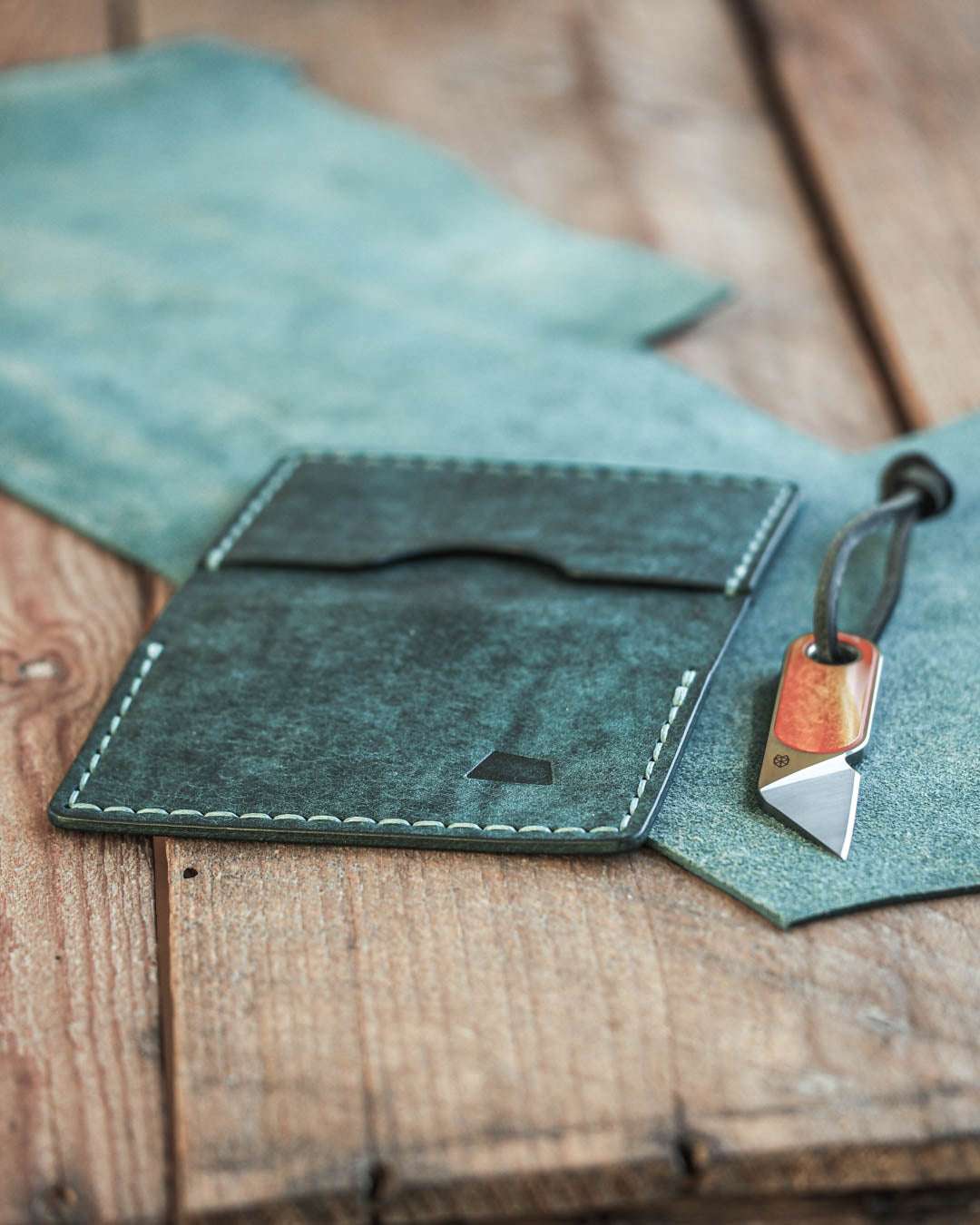 Luava handmade leather bi-fold wallet journeyman aqua