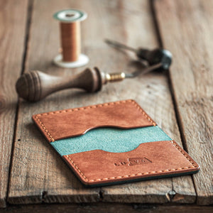 Luava handmade leather bi-fold wallet journeyman shore inside