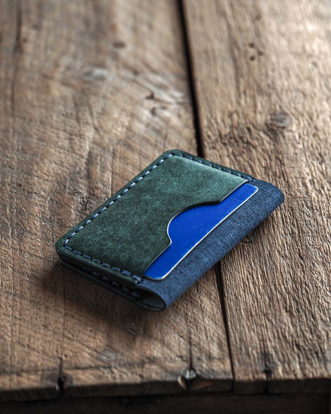 Luava handmade leather bifold wallet for men. Color blue back