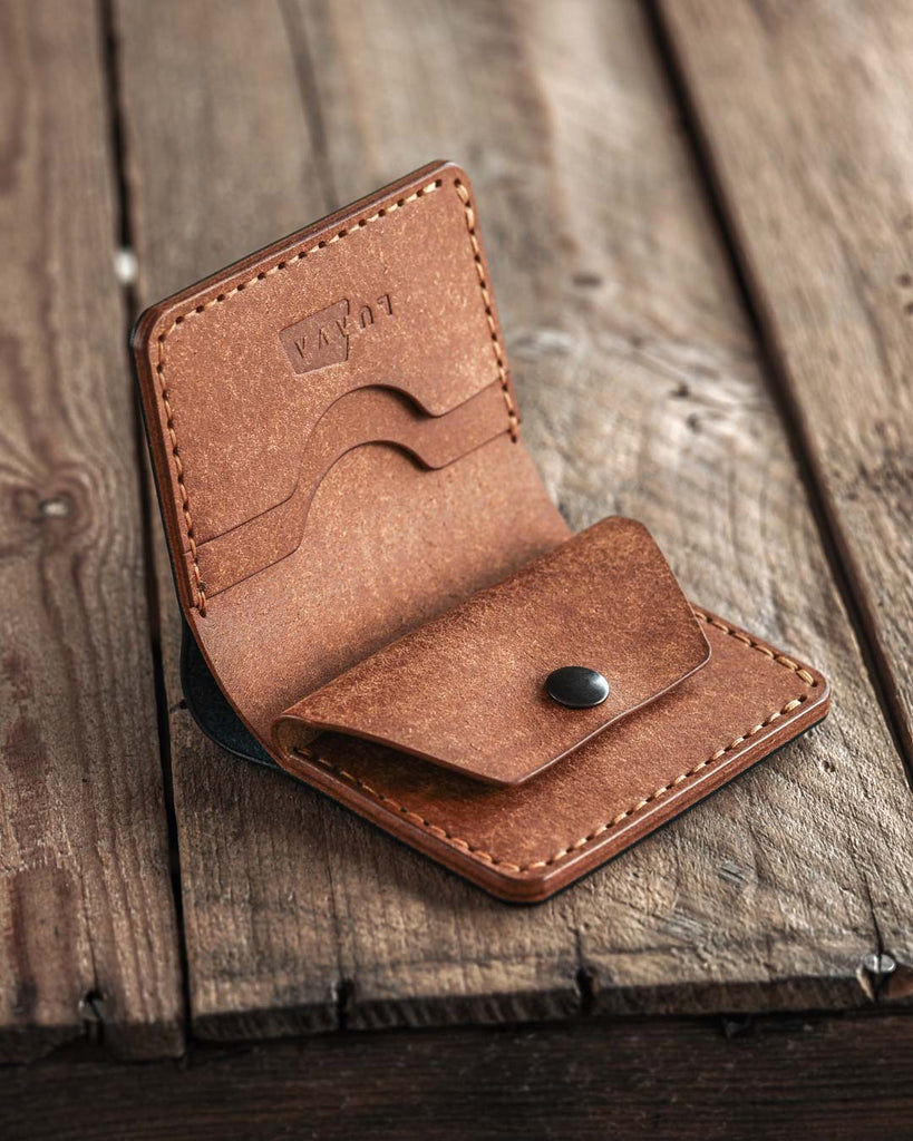 Luava handmade leather bifold wallet for men with coin pocket in color brown