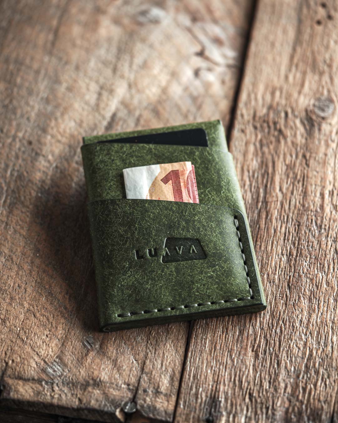 Luava handmade leather wallet Overfold pine back