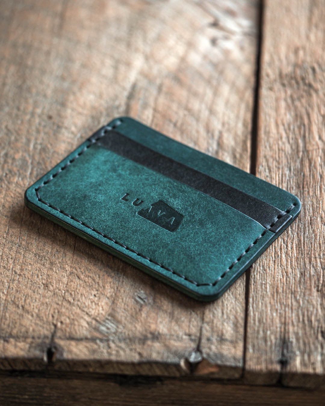 Luava handmade leather wallet Proper. minimalist card holder front