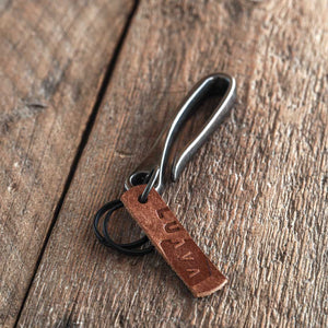 Luava handcrafted japanese key hook vegetable tanned leather tag key ring gun metal black with cognac tag