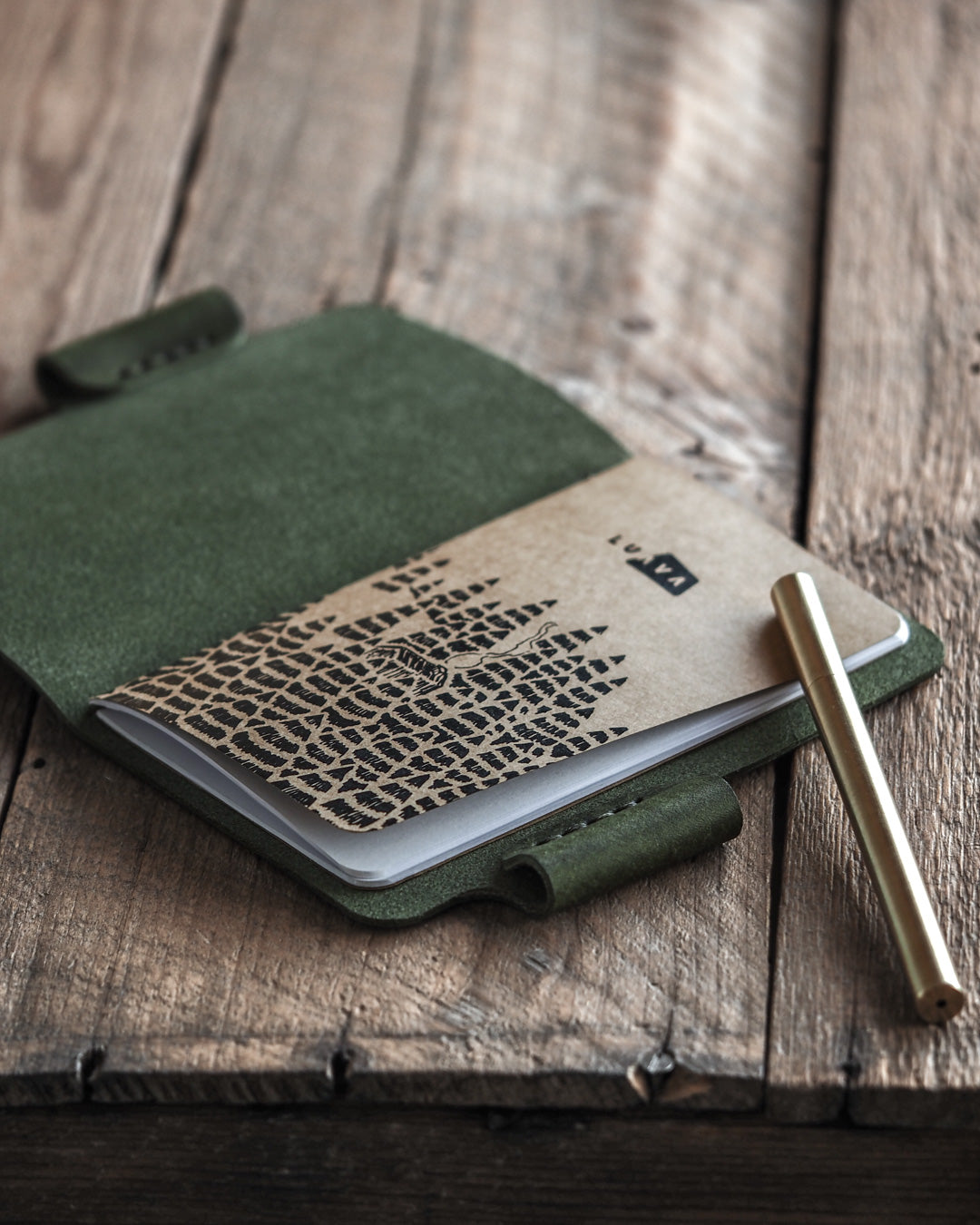 Luava handmade leather notebook journal sketchbook Voyager pine