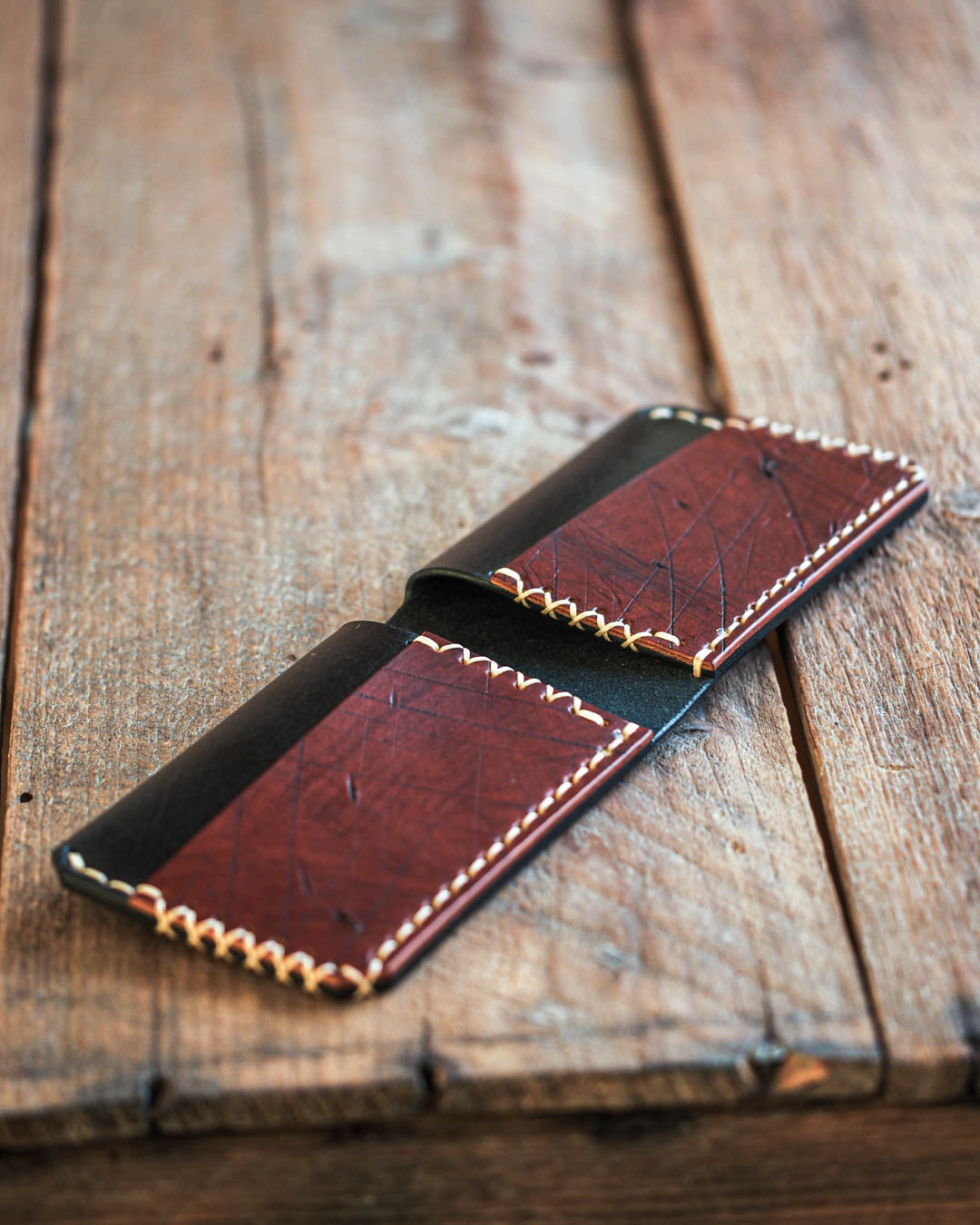wing wallet handmade in finland
