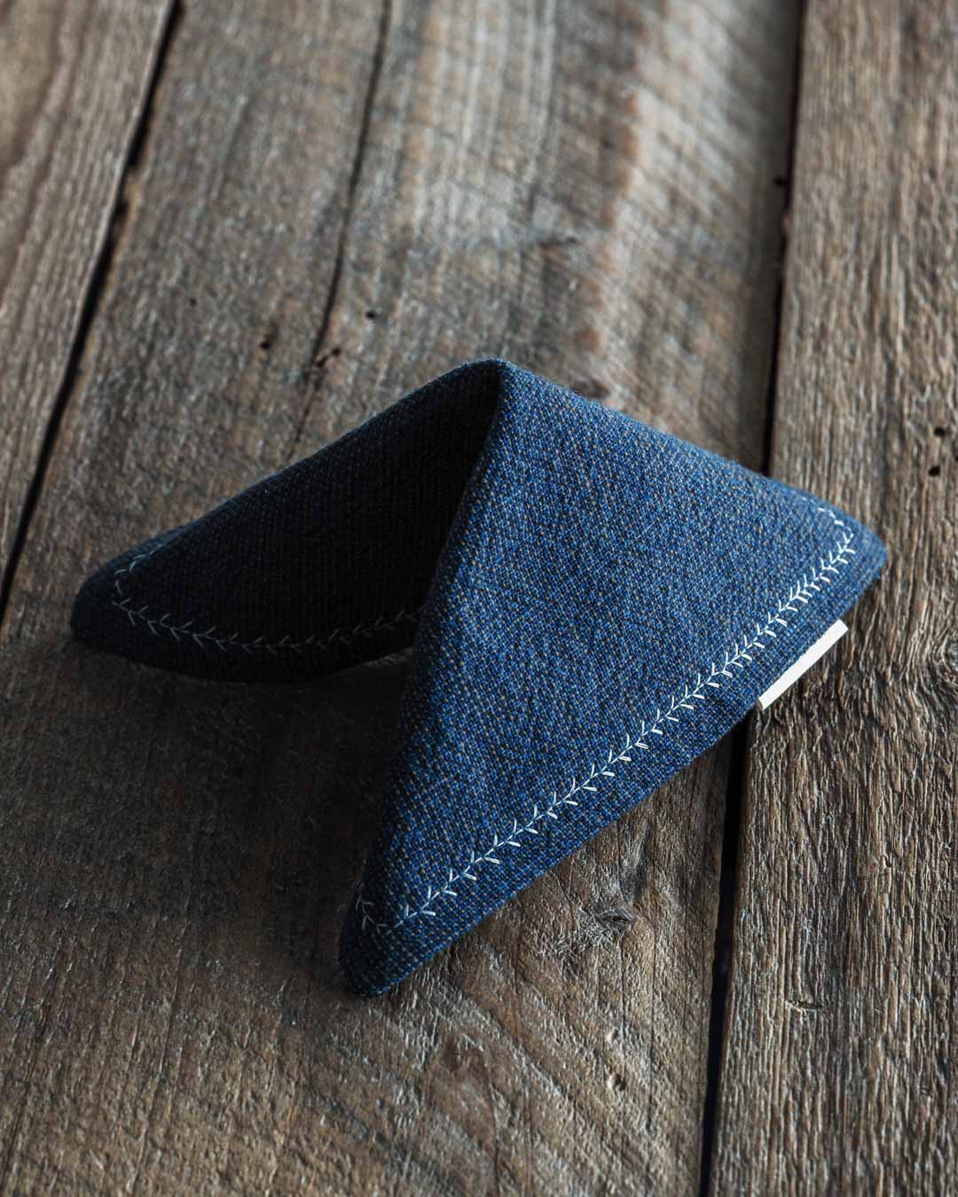 Kanto Goods Dungaree EDC Hank made with japanese cotton. Handkerchief handmade in Finland. Color Berry