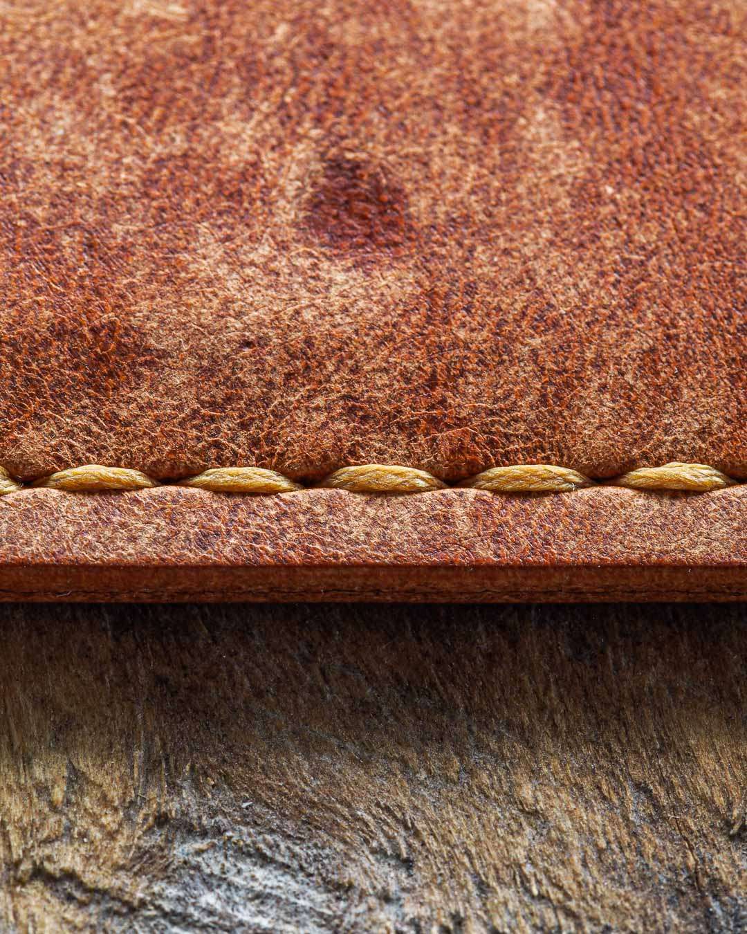 Luava handmade leather wallet handcrafted leatherwallet cardholder card holder cardwallet vegetable tanned absolute stitching detail