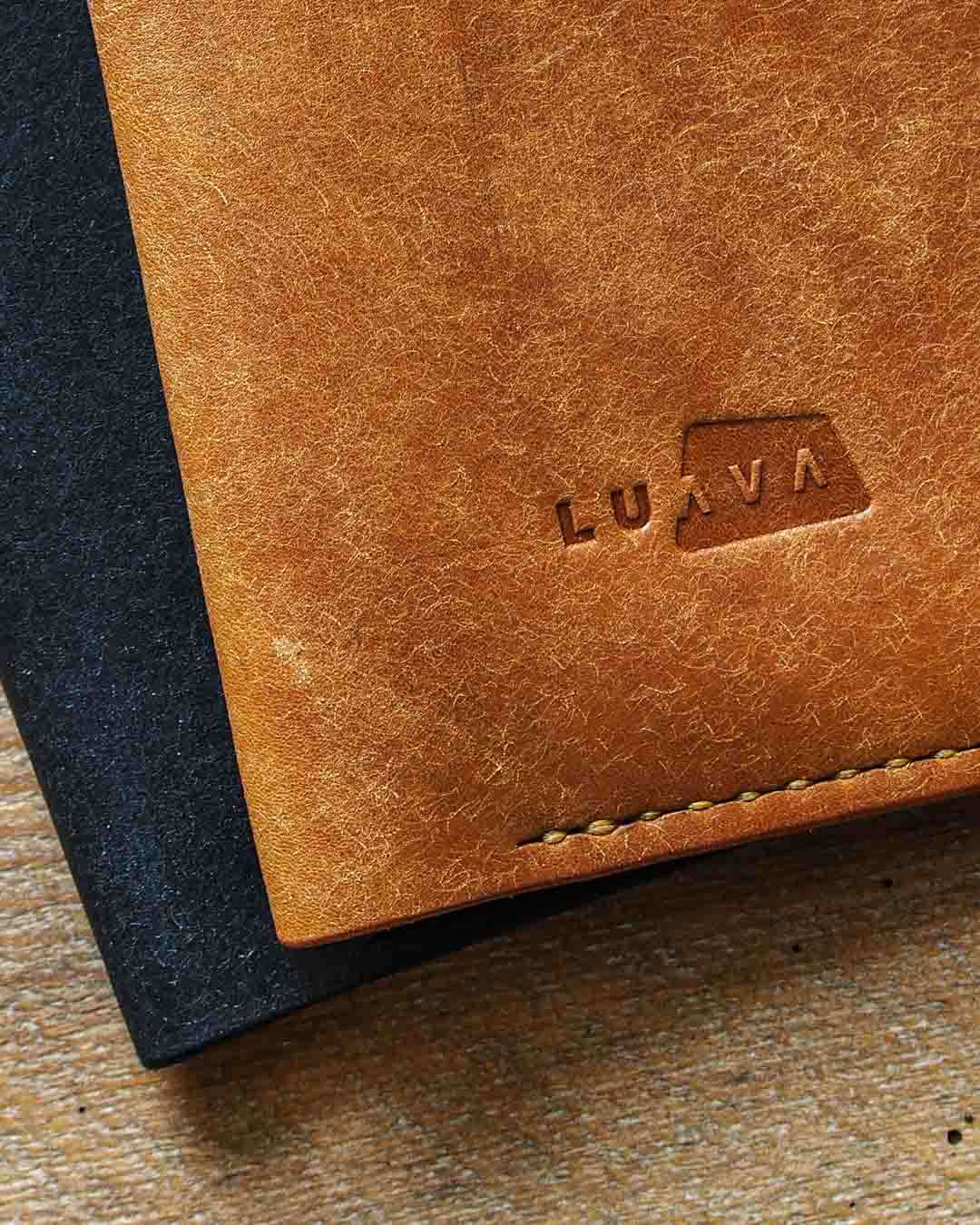 Luava leather passport cover pueblo black cognac detail